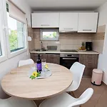 House Stefi بولا